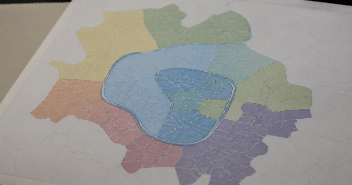 Carte administrative montrant Boulogne-Billancourt avec chiffres de population